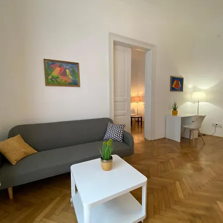 3 Bedrooms- Central Quarter Apartment Budapest Exterior photo