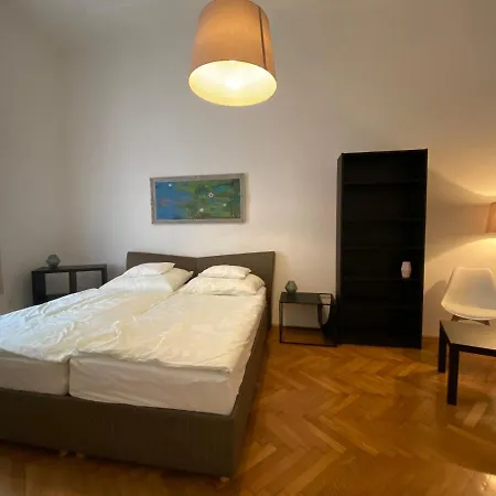3 Bedrooms- Central Quarter Apartment Budapest Exterior photo