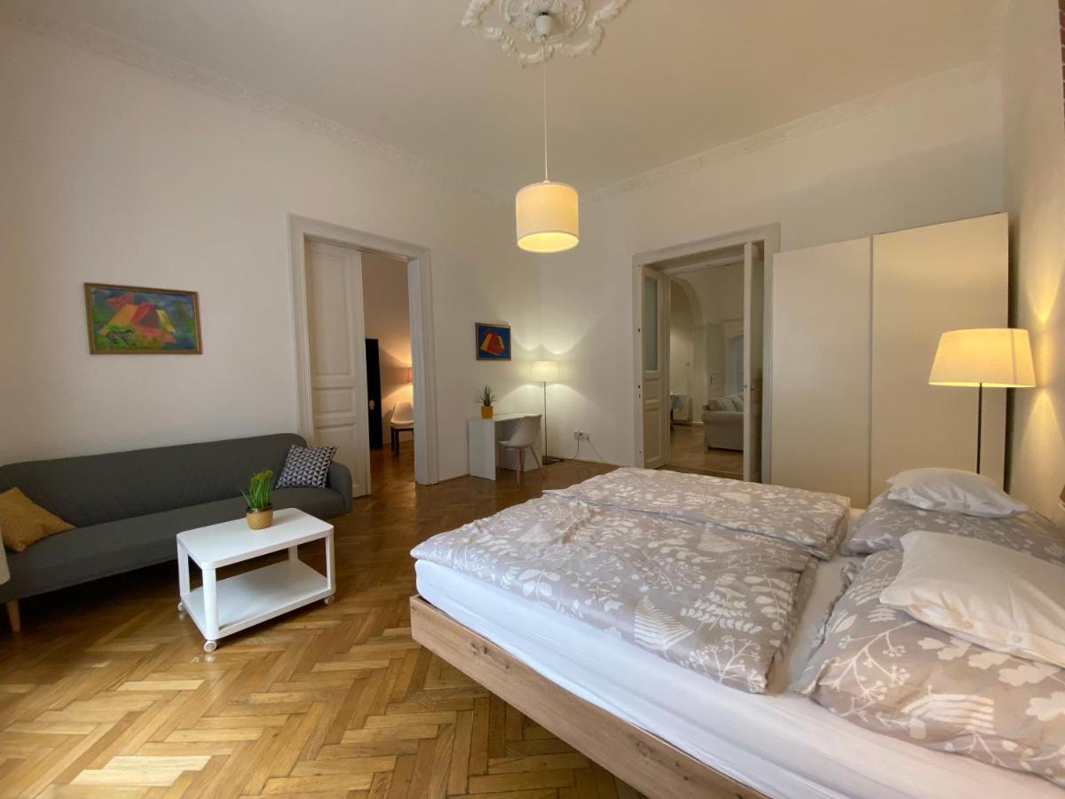3 Bedrooms- Quarter Apartmán *